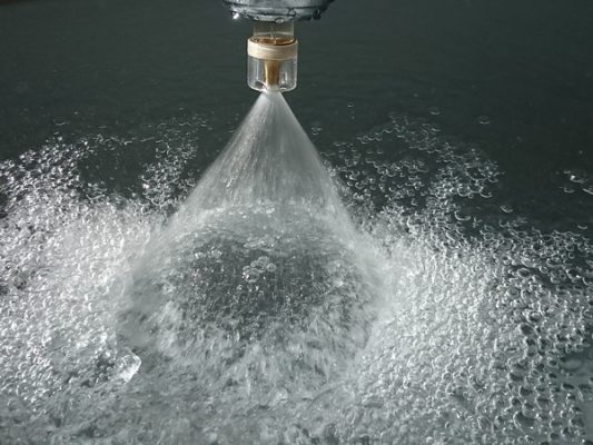Wassersegen Sprühbild chrom